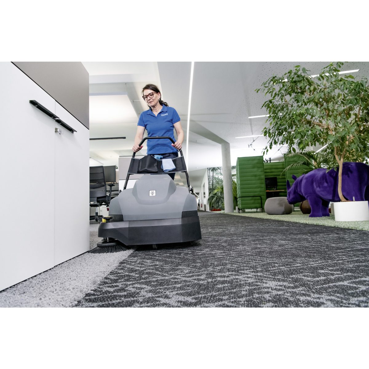 Karcher CVS 65/1 BP Pack - Carpet Vacuum Sweeper