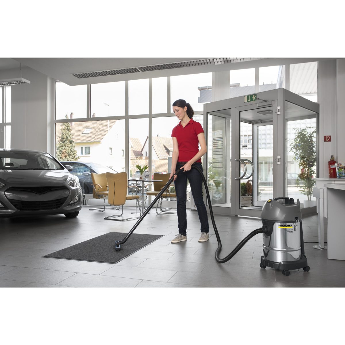 Karcher Wet & Dry Vacuum Cleaner NT 30/1 ME Classic