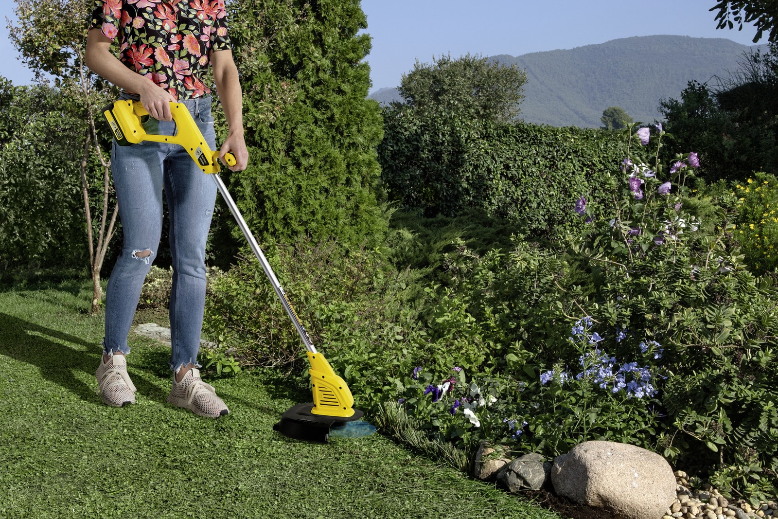 Kärcher Cordless Lawn Trimmer LTR 18-25 (BATTERY SET) - Image 6