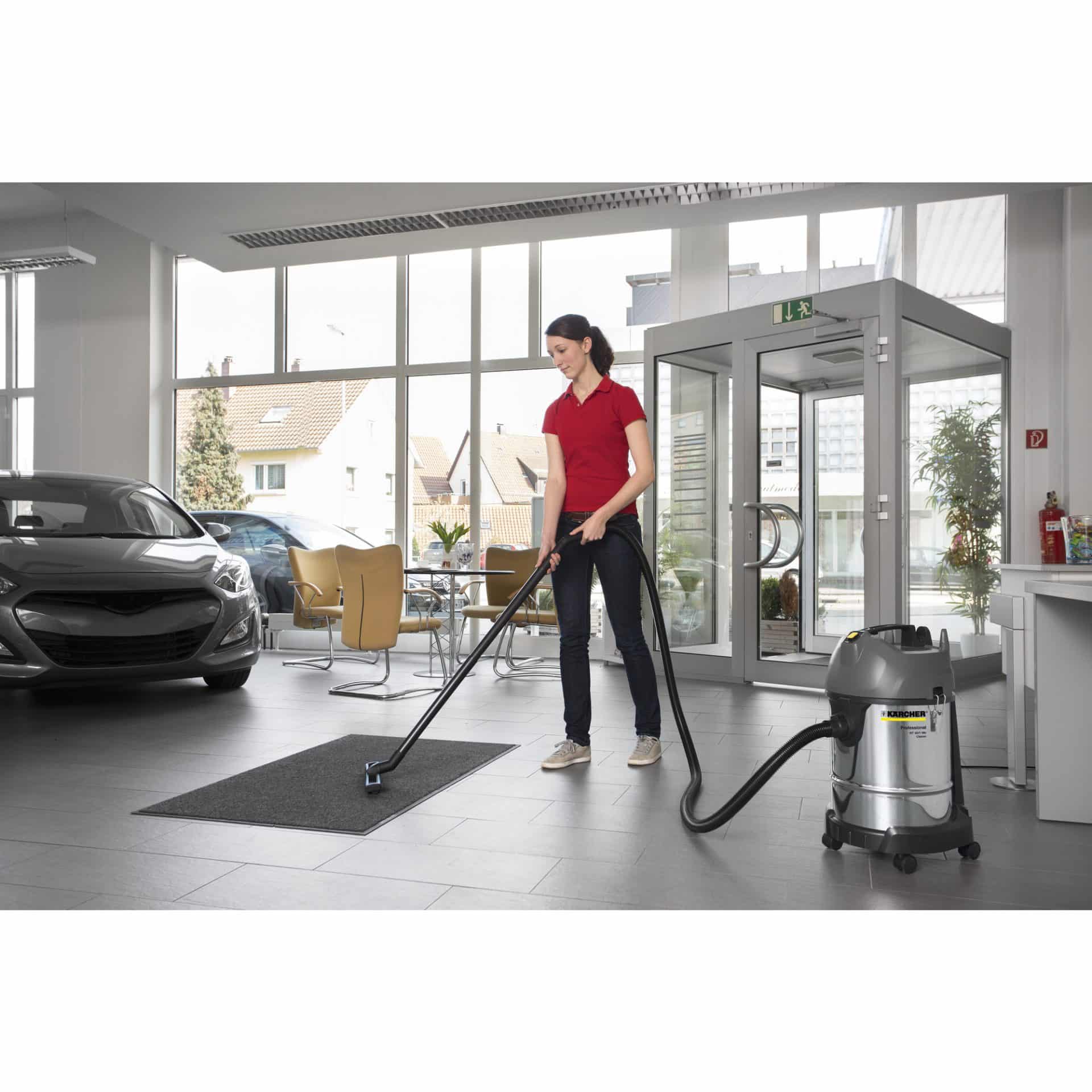 Kärcher NT 30/1 ME Classic Wet & Dry Vac - Image 2